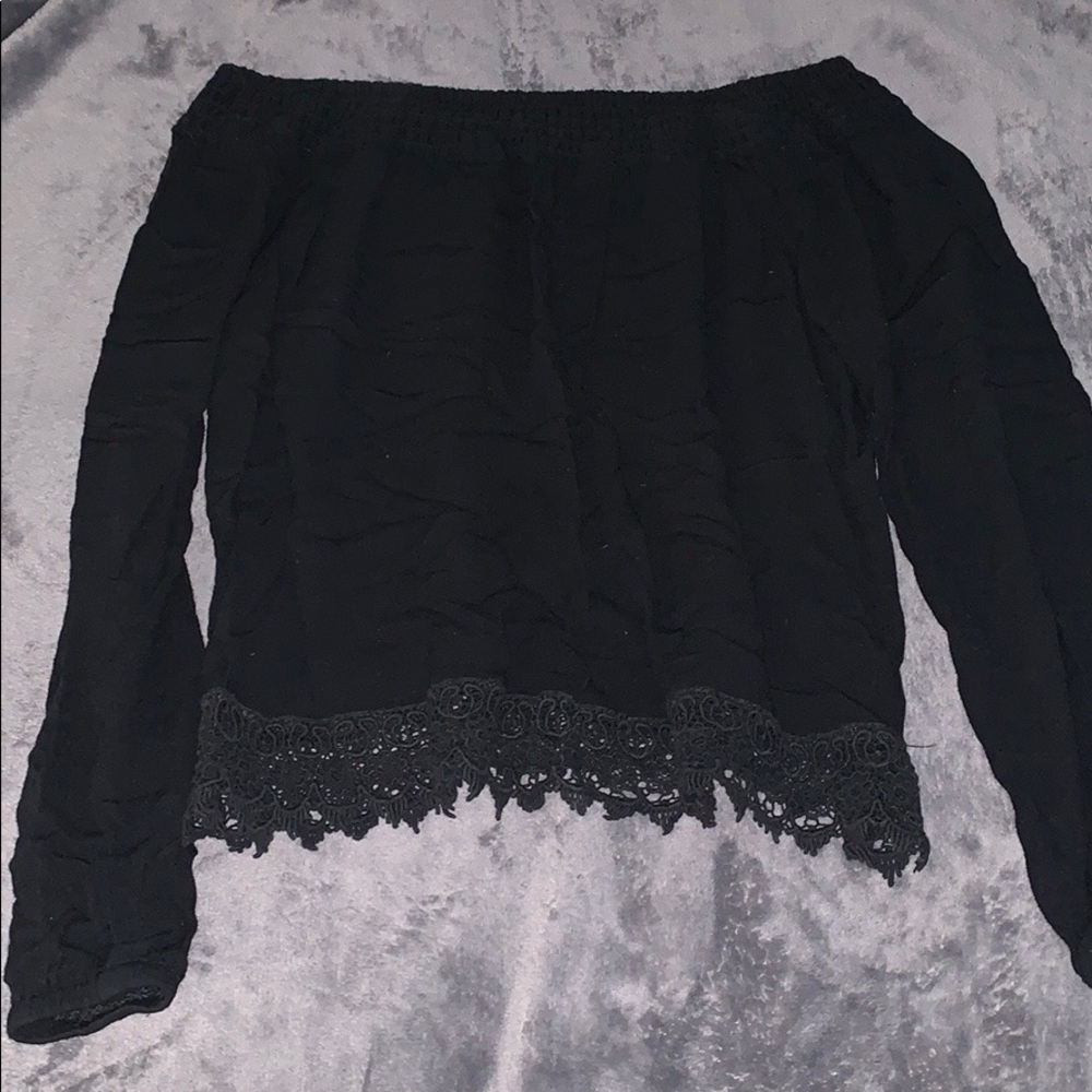 Aeropostale Off the Shoulder Blouse (Black)